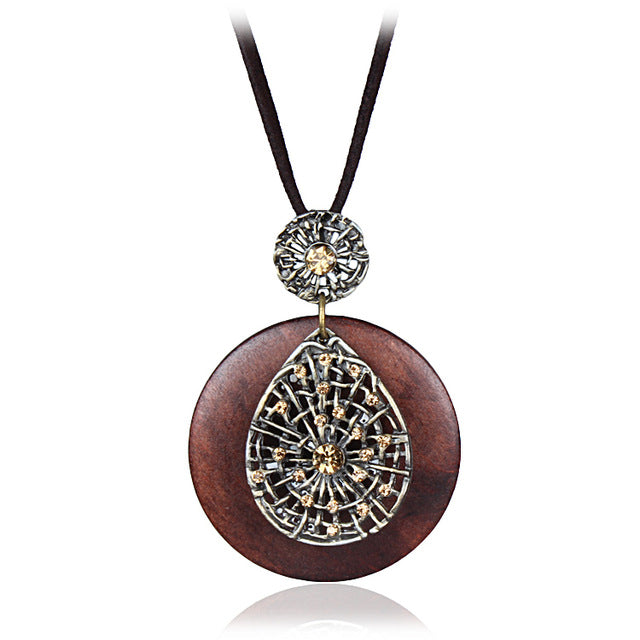 Elegant and Vintage Wooden Long Necklace