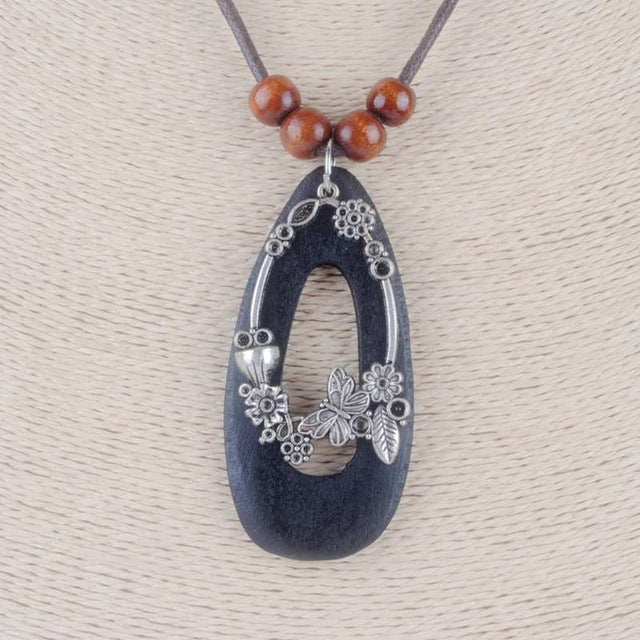 Adjustable Flower Pendant Necklace